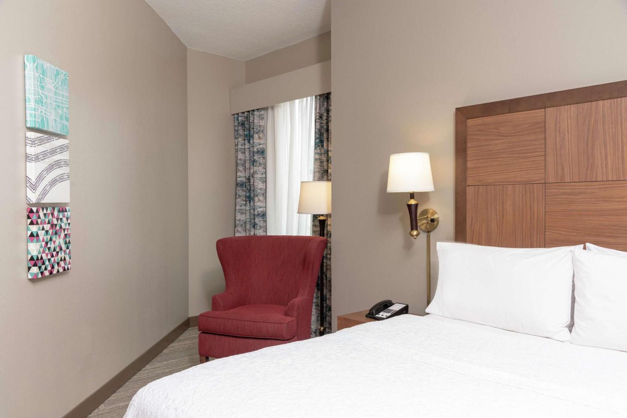 Hampton Inn Indianapolis Downtown Across From Circle Centre Zewnętrze zdjęcie