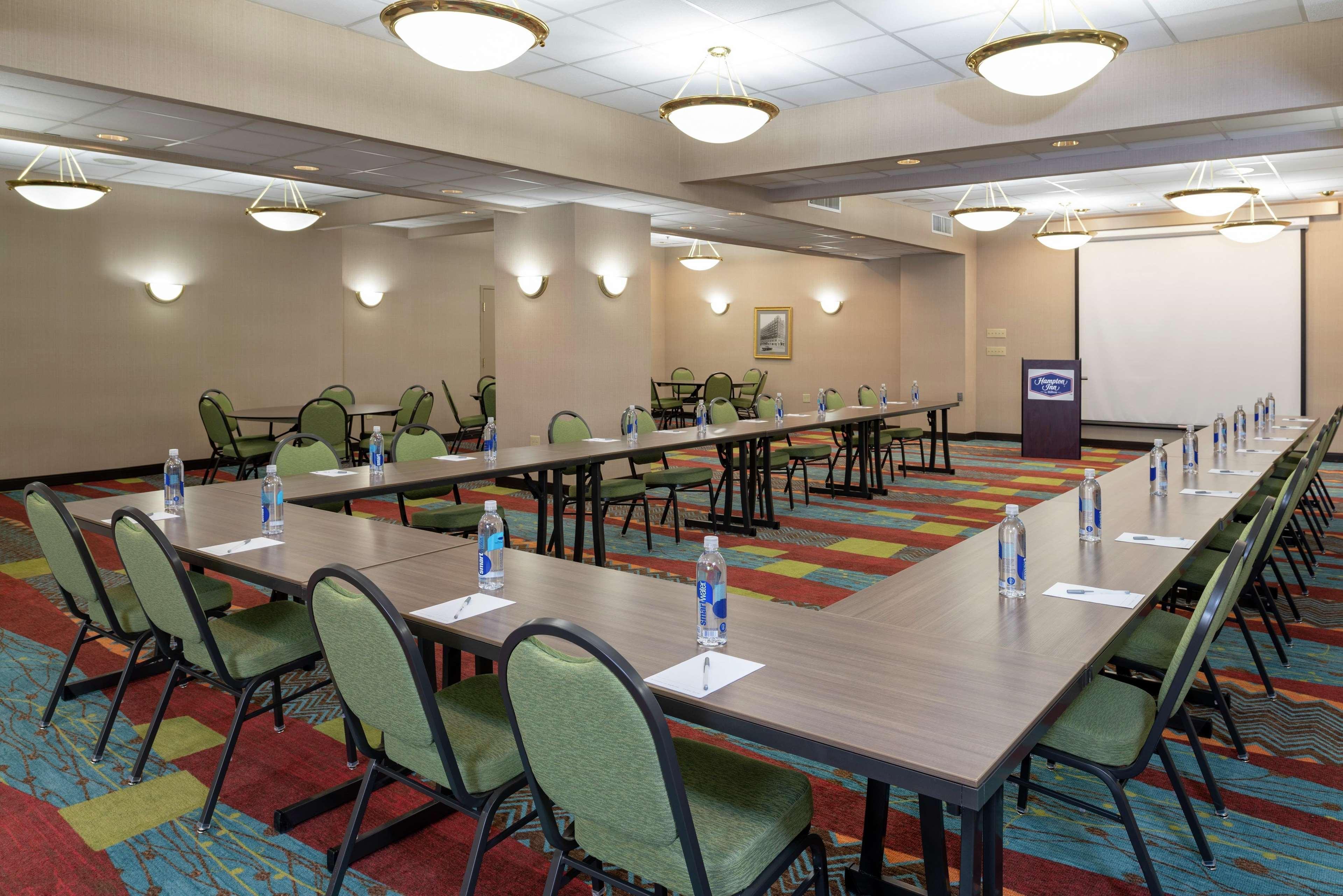 Hampton Inn Indianapolis Downtown Across From Circle Centre Zaplecze biznesowe zdjęcie