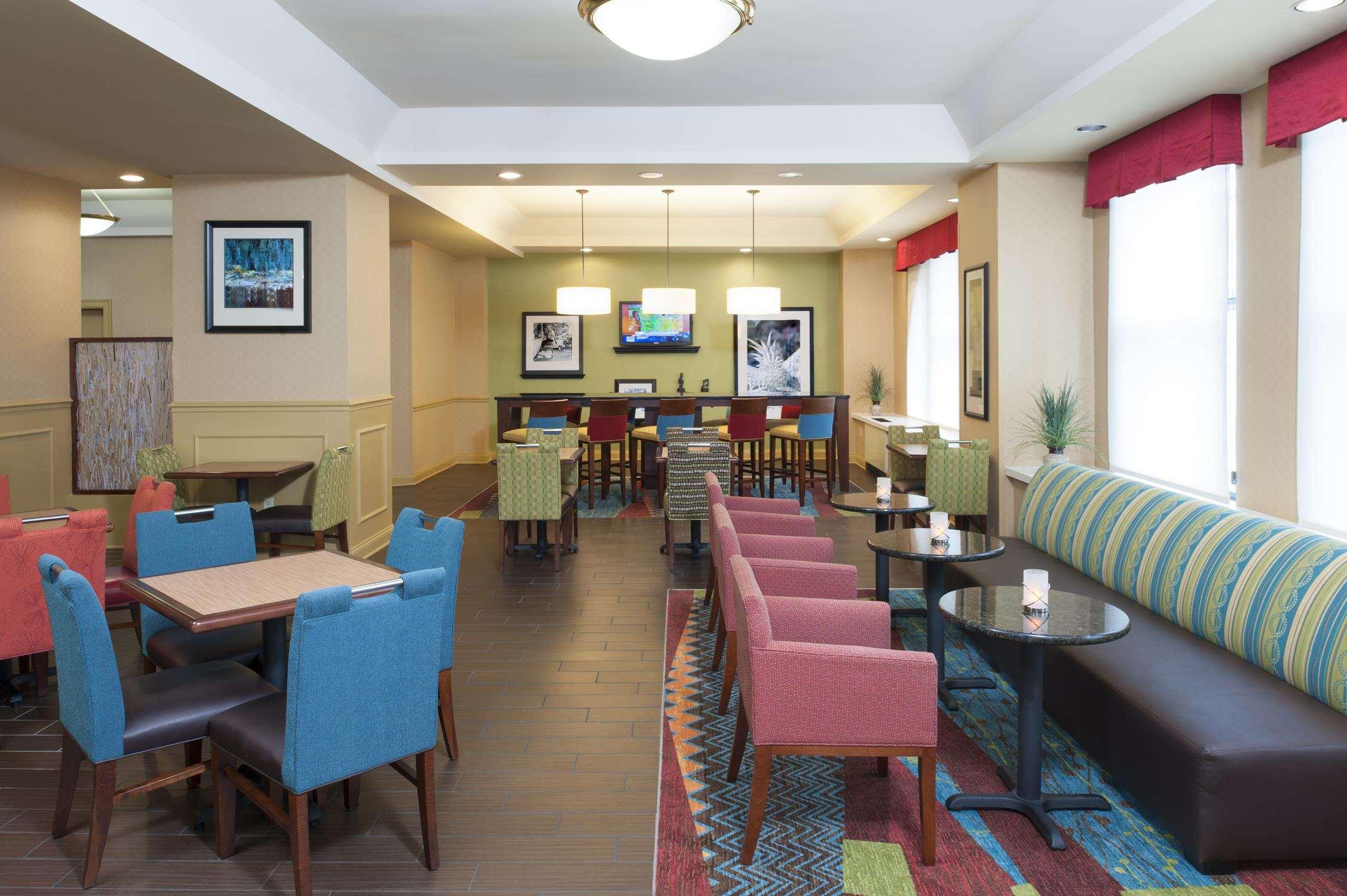 Hampton Inn Indianapolis Downtown Across From Circle Centre Udogodnienia zdjęcie